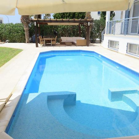 Villa Victoria Paphos ภายนอก รูปภาพ