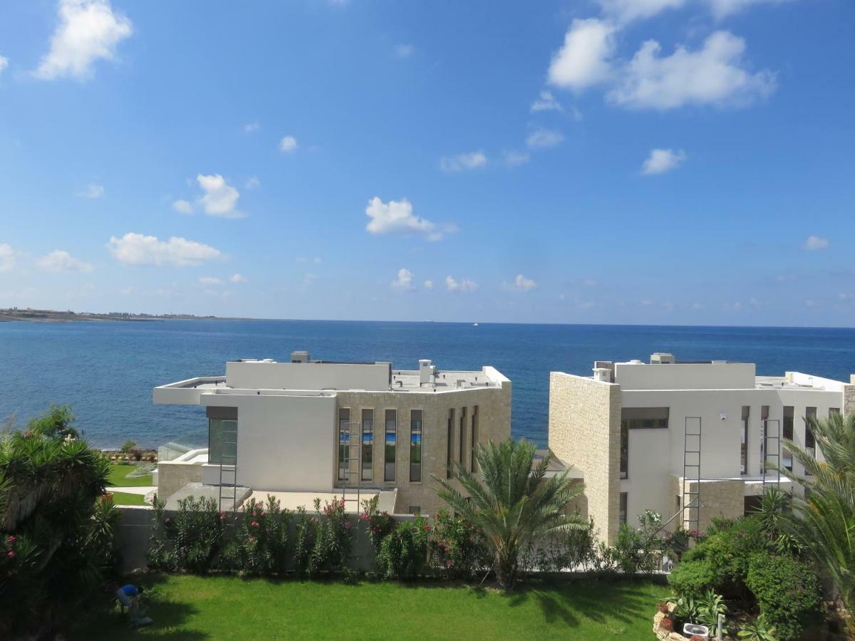 Villa Victoria Paphos ภายนอก รูปภาพ