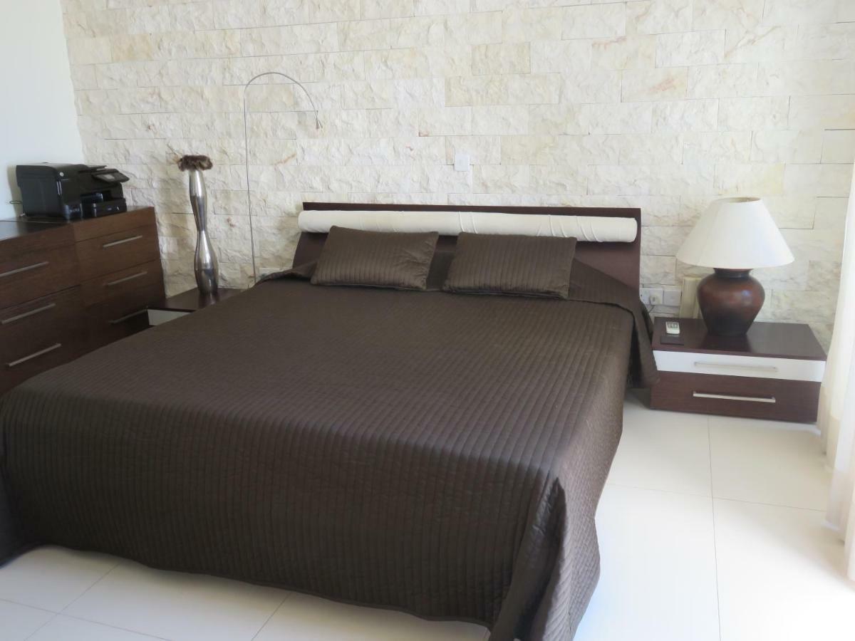 Villa Victoria Paphos ภายนอก รูปภาพ